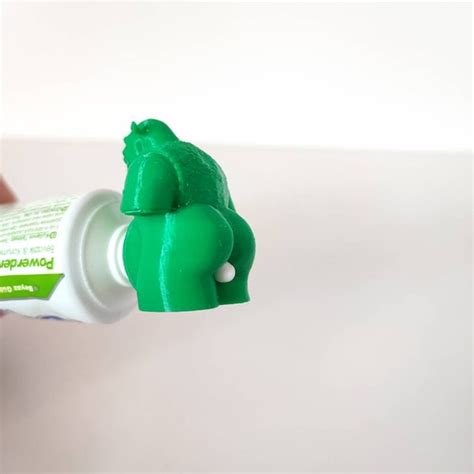 Buy Shrek Pooping Toothpaste Topper Online In India - Etsy India