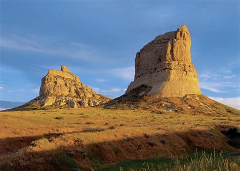 Courthouse and Jail Rocks (Bridgeport) | VisitNebraska.com