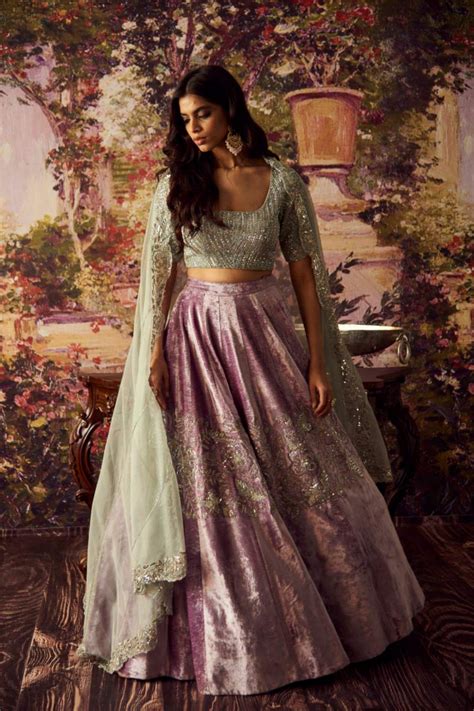 Geethika Kanumilli - Lilac One Band Lehenga Set - Elahe