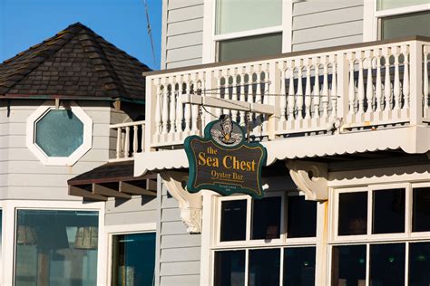 Sea Chest Oyster Bar & Seafood Restaurant • Visit Cambria | CA