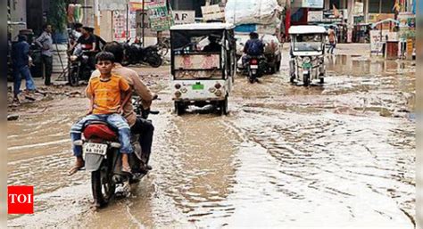 Waterlogged areas posing health threat | Lucknow News - Times of India