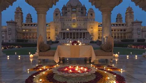 6 Royal Palace Hotels To Stay in India - lifeberrys.com