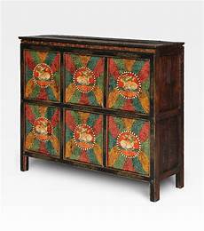 credenza tibetana credenza tibetana dipinta legno di pino cod 0007 0047 credenza tibetana credenza tibetana dipinta legno di pino cod 0007 0047