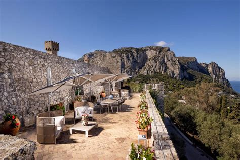 Capri Villa on Spectacular Clifftop, Amalfi Coast, Italy– Icon Private ...