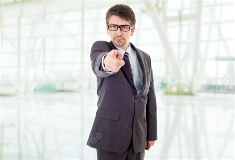 Business Man Pointing 的图像结果