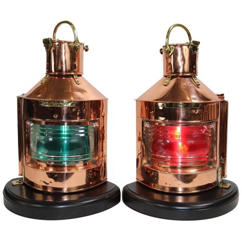 Pair of Port and Starboard Ships Lanterns For Sale at 1stDibs