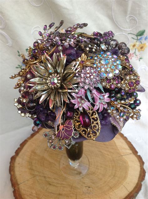 20 vintage brooch wedding bouquets – Artofit
