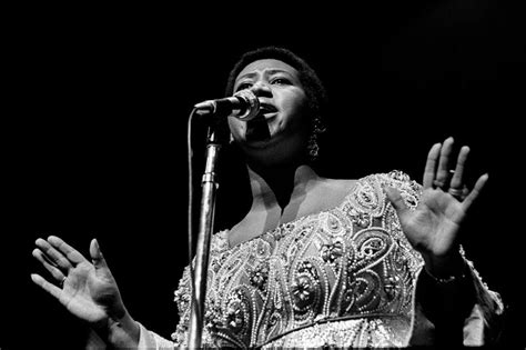 Aretha Franklin’s 20 Essential Songs (Published 2018) | Aretha franklin, Songs, Singer