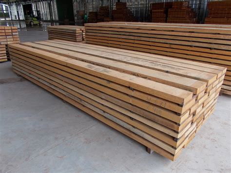 Rough Sawn and dimensional wholesale lumber products.