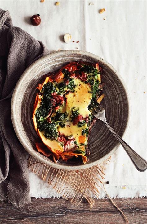 Skinny Vegetarian Lasagna with Mushroom Ragu and Spinach  