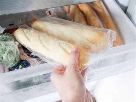 Tips for Freezing Bread 的图像结果
