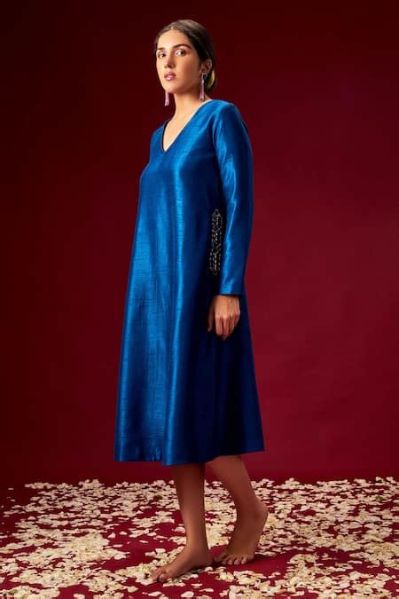 Buy Blue Dupion Silk Embroidery V Neck Flared Kurta For Women by Masumi ...