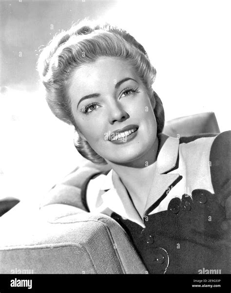 MARY BETH HUGHES (1919-1995) American film and TV actress in a ...