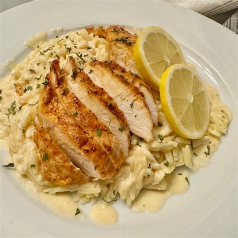 Lemon Chicken With Orzo Pasta | 30 Minute Stovetop Recipe