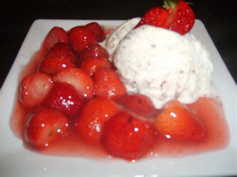 Midsummer Swedish Strawberry Compote - Jordgubbskräm Recipe - Food.com