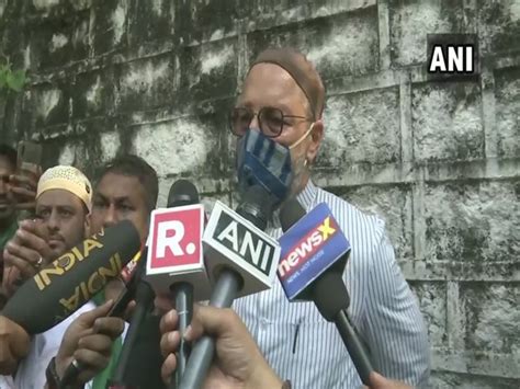 Owaisi accuses Centre of not providing help to flood-hit Hyderabad