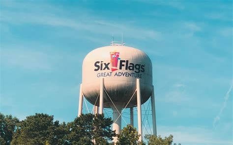 Six Flags Hiring Age - Know More