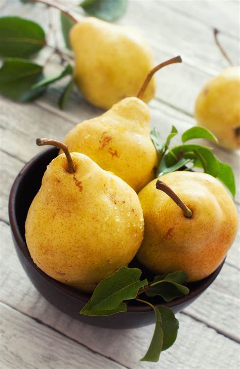 The Best Way to Choose, Store, and Ripen Pears | Kitchn