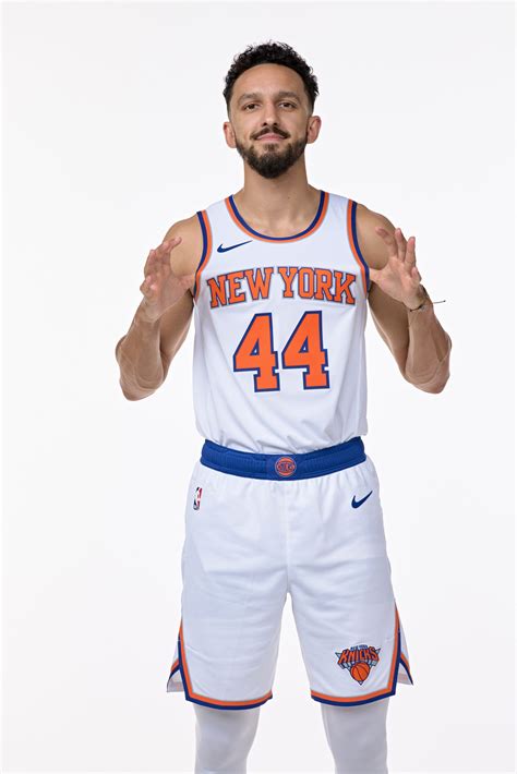 New Knicks, New Numbers [UPDATED 10.7] - Posting and Toasting