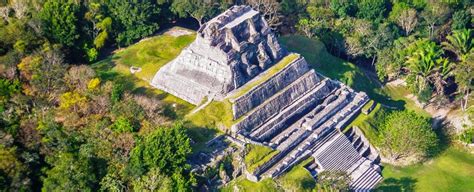Xunantunich Maya Ruins Tour — San Ignacio, Belize