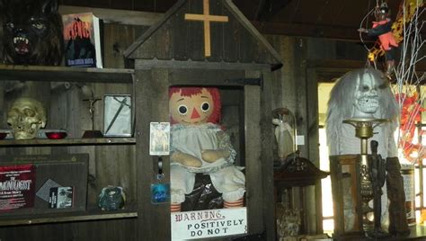 Dan Rivera, Annabelle doll’s haunted tour host, dies at 54 | FOX 10 Phoenix
