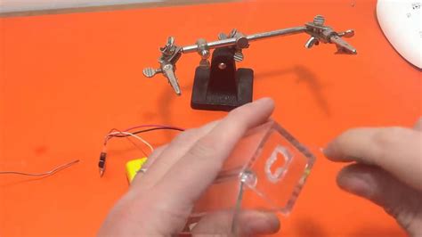 TUTORIAL COME COSTRUIRE power bank CARICA batteria FAI DA  