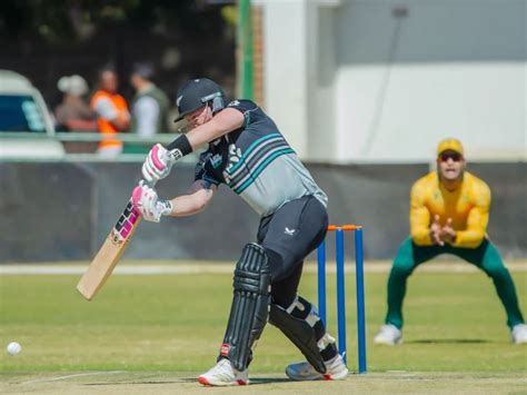 New Zealand seals T20 tri-series: Triumph over South Africa by 3 runs ...