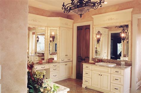 Bathroom Design | Bathroom Remodeling > Kinsella Kitchens