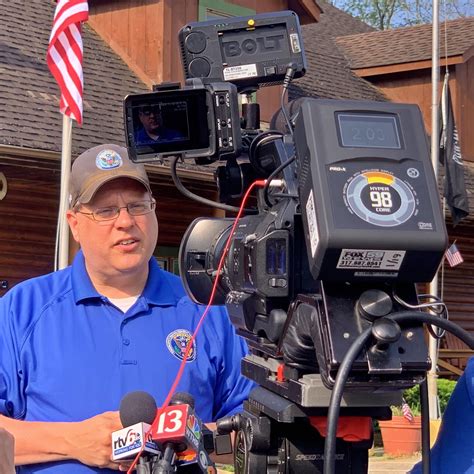 Reality Show Interview Example 的图像结果