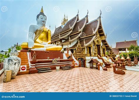 Thai Buddhist Temple Buddhism In Thailand And Its History Of Evolution