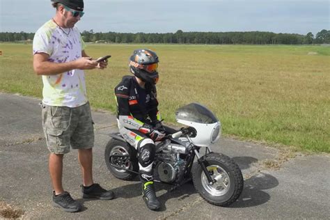 ¿Es posible alcanzar 160 km/h en una minimoto casera?