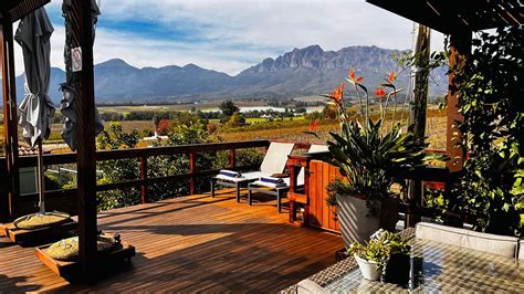 WELLINGTON COUNTRY HOUSE - Guesthouse Reviews, Photos, Rate Comparison ...