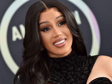 Cardi B No Makeup