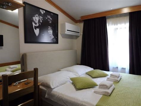 HOTEL YUGOSLAVIA (Niksic) - Apartment Reviews, Photos, Rate Comparison ...