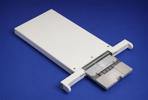 Boosting glass vial and syringe production | Fluke Process Instruments