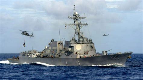 美国首艘配备激光武器驱逐舰进驻日本_军事_中国网