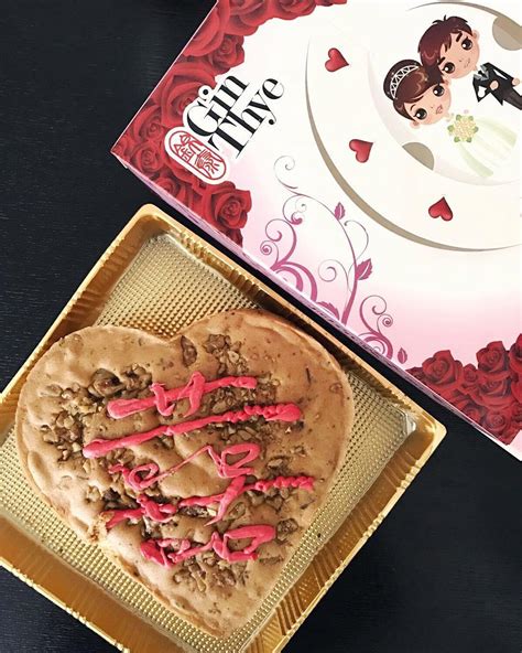Enjoy Handcrafted Traditional Chinese Pastries for Guo Da Li at Gin Thye