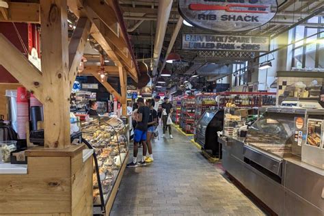 8 Things to Know BEFORE Visiting Reading Terminal Market in Philadelphia