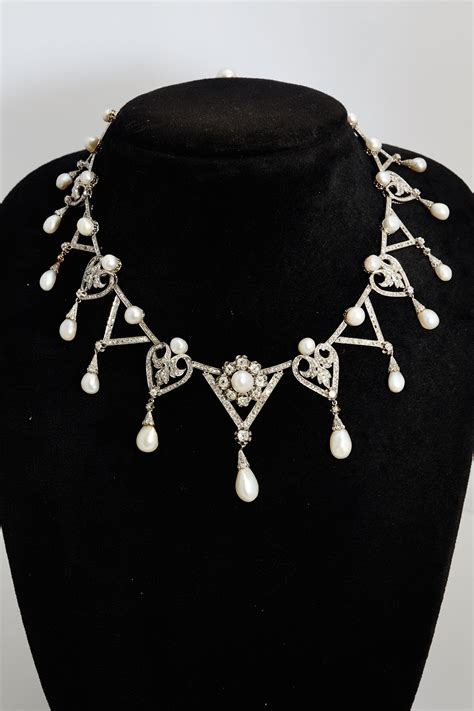 1910s Important Antique Natural Pearl Diamond Platinum Necklace - Eleuteri