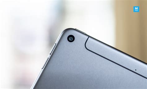 Apple iPad Mini (2019) Review: In A League Of Its Own, Literally! - Tech