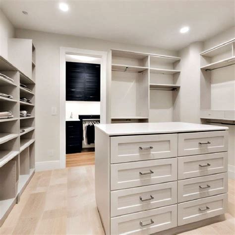 25 Closet Island Ideas for a Stylish and Organized Space