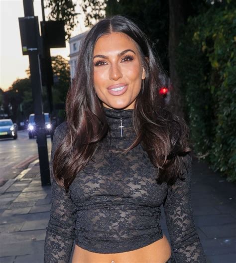 EMILY FAYE MILLER Arrives at Love Is Blind Grand Finale Screening in London 08/20/2024 – HawtCelebs