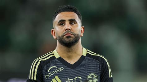 How much does Riyad Mahrez earn in the Saudi Pro League?