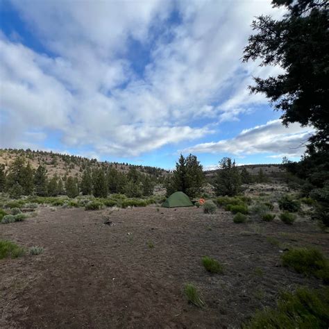 Steelhead Falls Trailhead & Campground | Terrebonne, Oregon