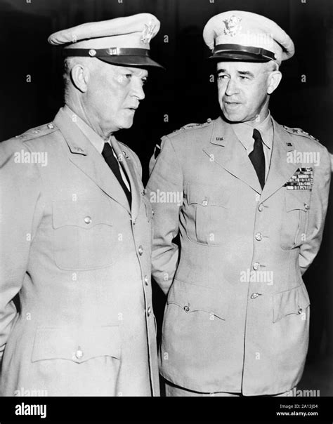 General Dwight Eisenhower and General Omar Bradley Stock Photo - Alamy