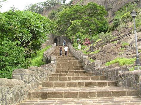 Shivneri Fort | IndiaUnveiled