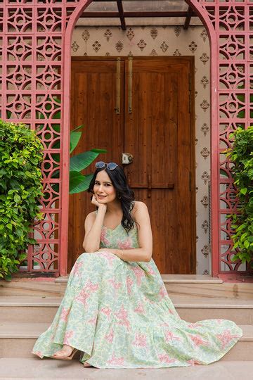 Pastel Green Sleeveless Maxi in Hand Block Bird Print – Gulab Chand Trends