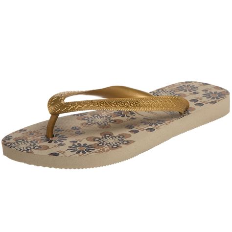 Havaianas Women's Summer Sandal,Sand Grey/Light Golden,35/36 BR/5-6 M ...