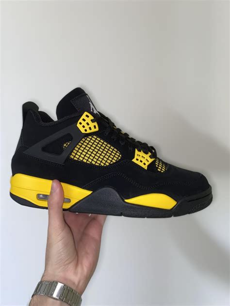 Jordan 4 Yellow Thunder 2023 : r/FrenchReps