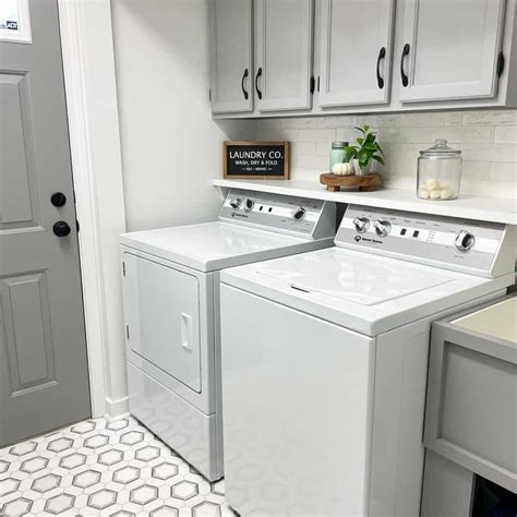 27 Laundry Room Backsplash Ideas to Make the Room Sparkle